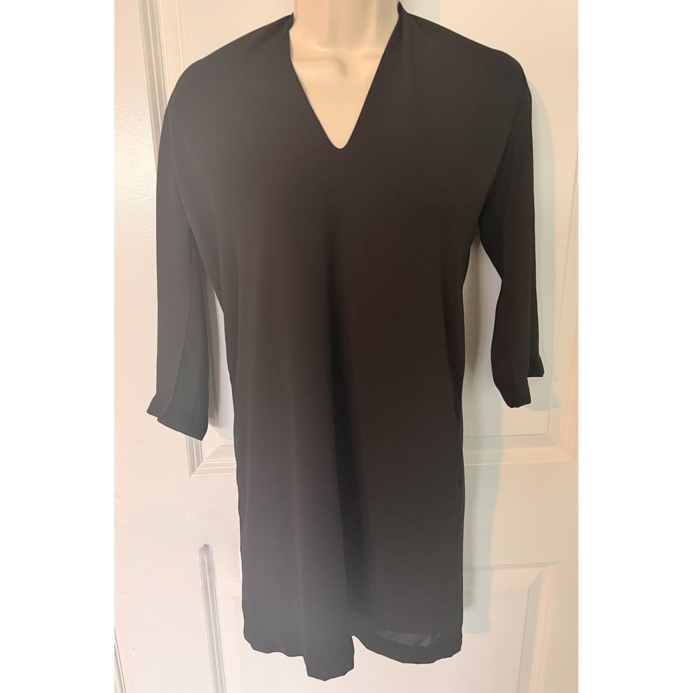 Soprano Womens Small Black Shift Dress V-Neck 3/4 Sleeve Open Back LBD D15008RK